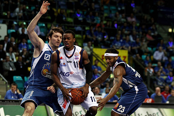 也在本赛季 也在本赛季