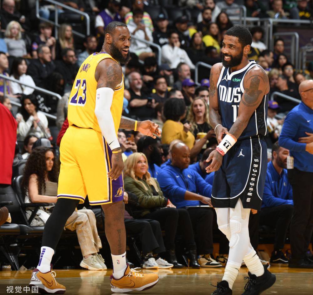 借助科技手 借助科技手