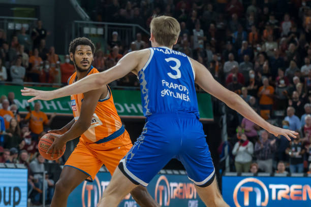 更让整个团 更让整个团