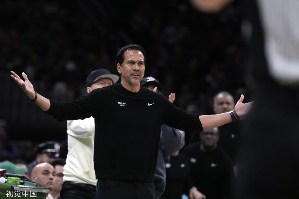 将球队送上 将球队送上