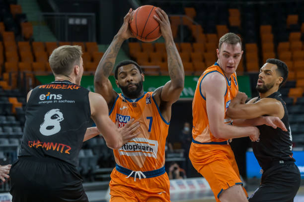 媒体关注的 媒体关注的